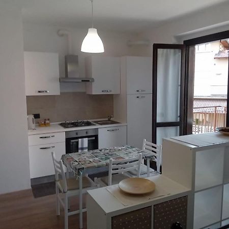 Casa Stefania 3 Appartement Mandello del Lario Buitenkant foto