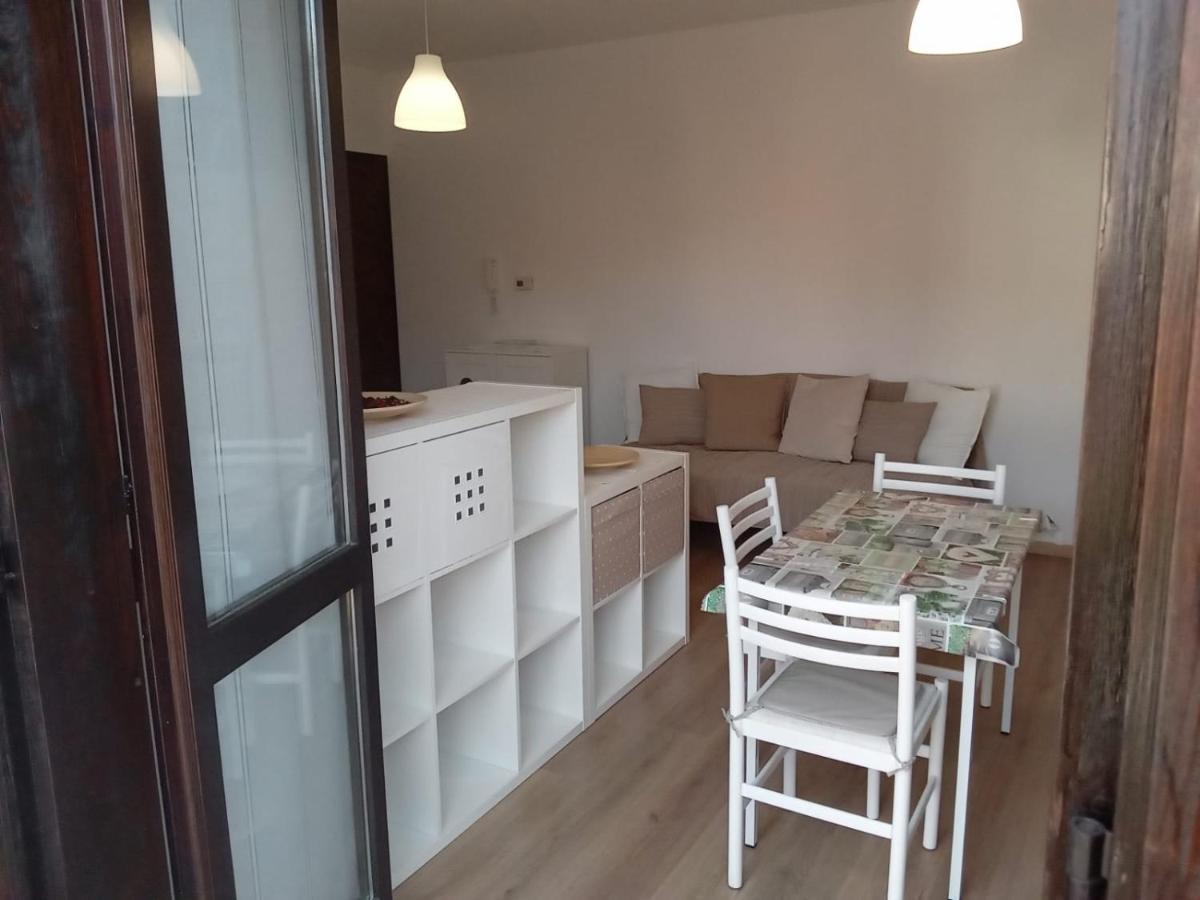 Casa Stefania 3 Appartement Mandello del Lario Buitenkant foto